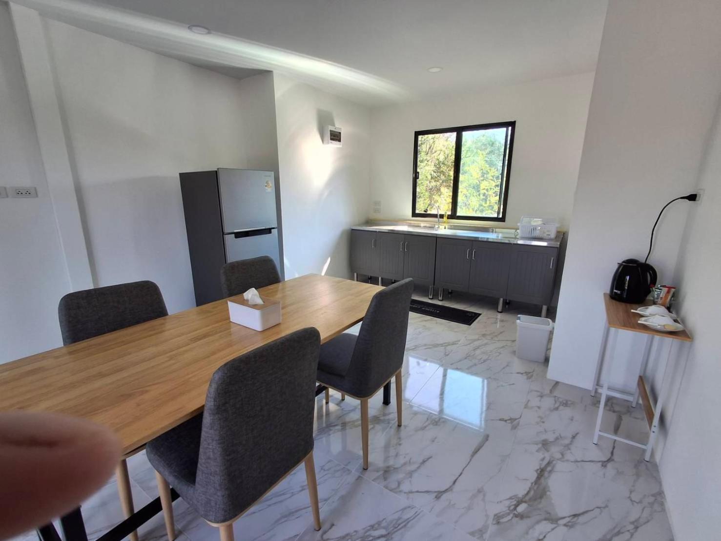 Homlomchomsuan หอมลมชมสวน Apartment Ban Mai  Bilik gambar